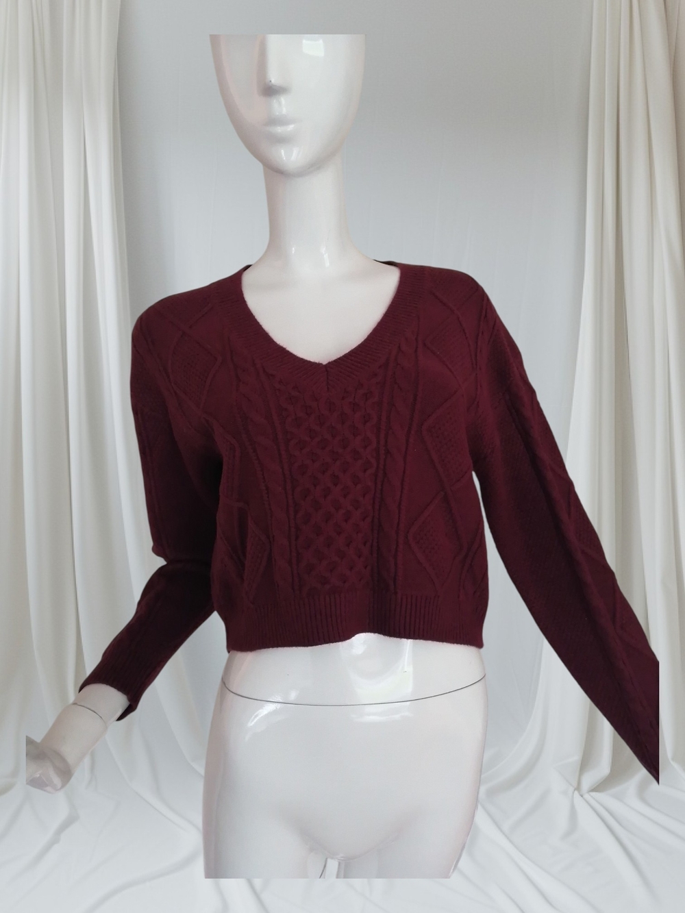 Simons Burgundy Cable Knit V-Neck Sweater
